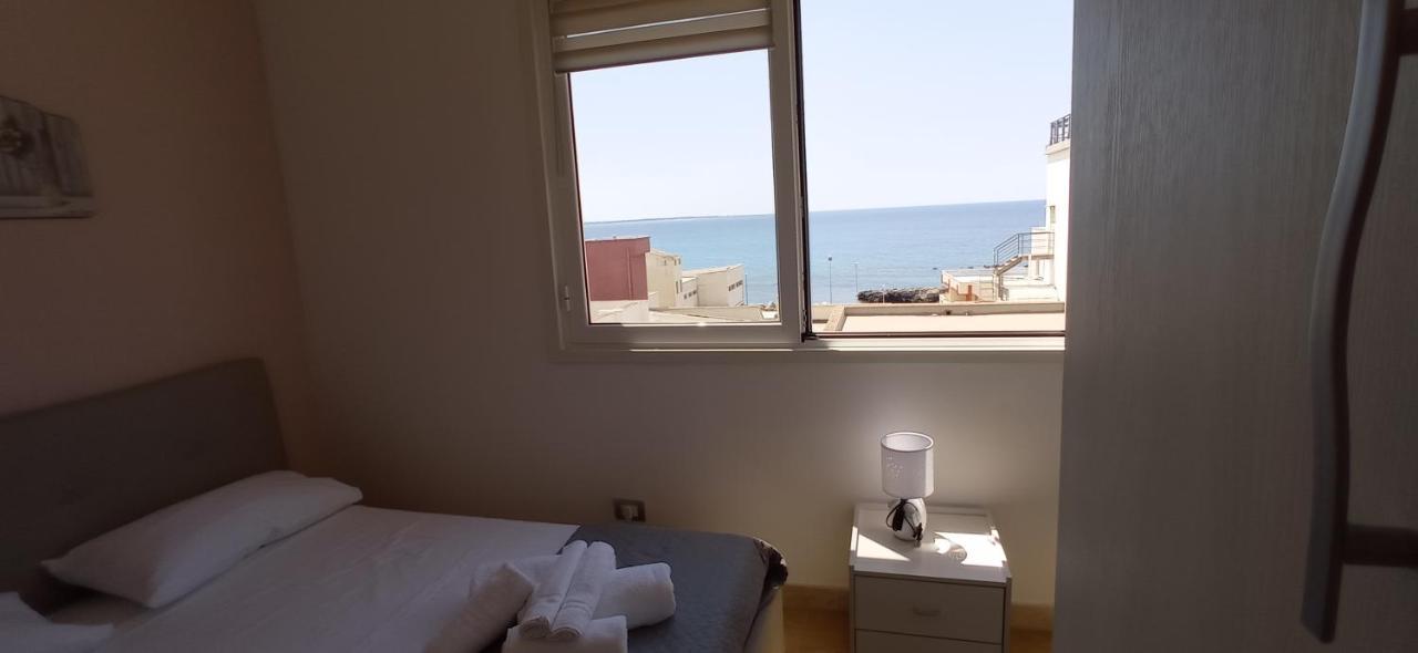 B&B Centrale Gallipoli Bagian luar foto