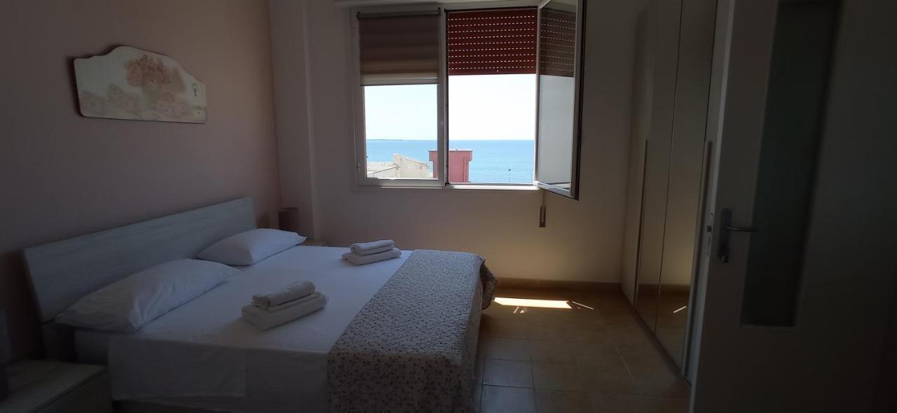 B&B Centrale Gallipoli Bagian luar foto